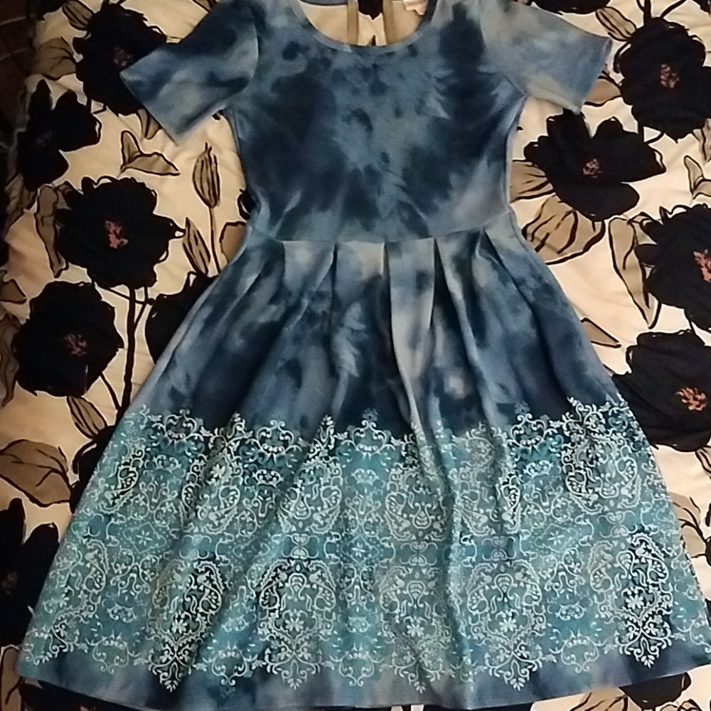 NWOT Lularoe Blue Tie Dye Amelia Dress